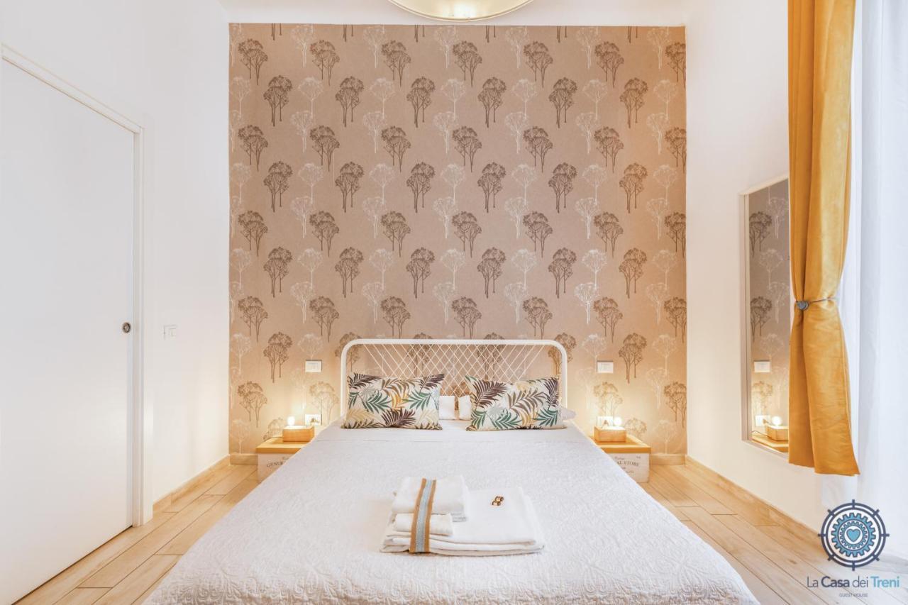 La Casa Dei Treni Affittacamere City Rooms For Travel Lovers La Spezia Kültér fotó