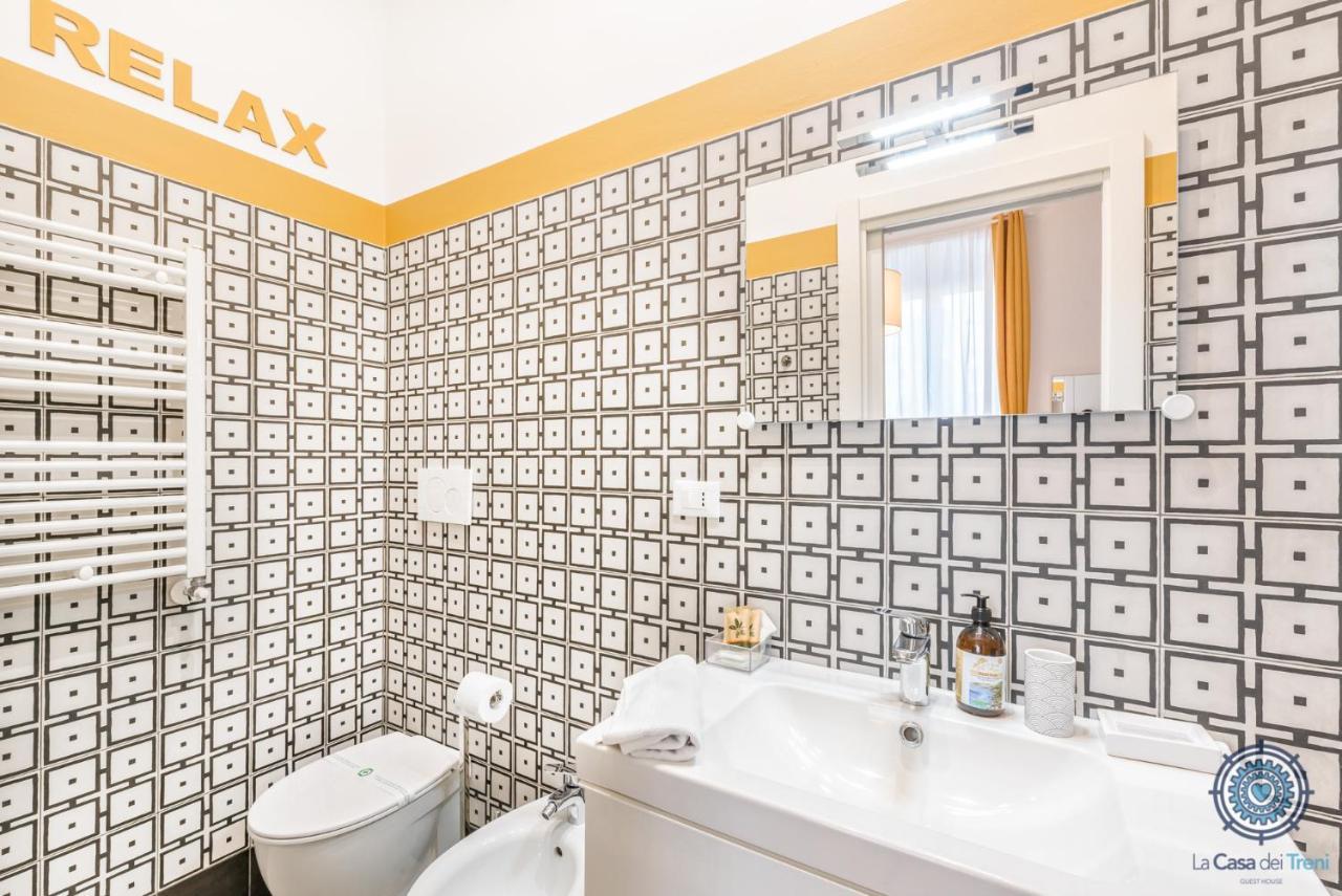 La Casa Dei Treni Affittacamere City Rooms For Travel Lovers La Spezia Kültér fotó